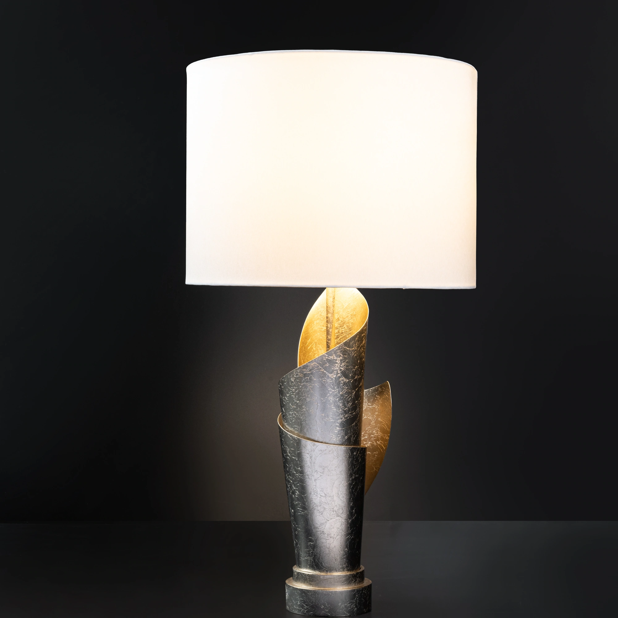 Lampada da tavolo Calla — still 01